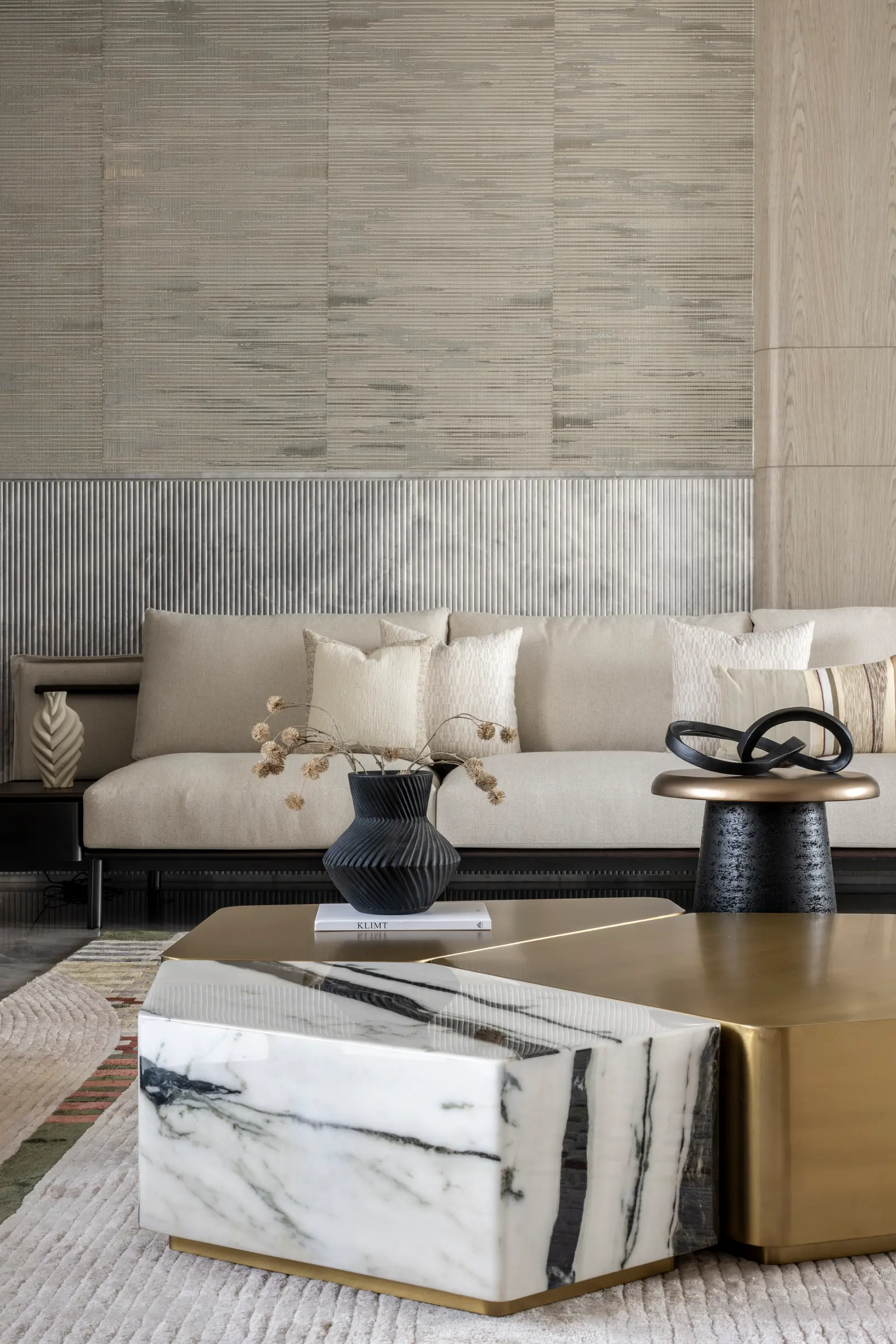 THE CANVAS HOME - Masonry 8